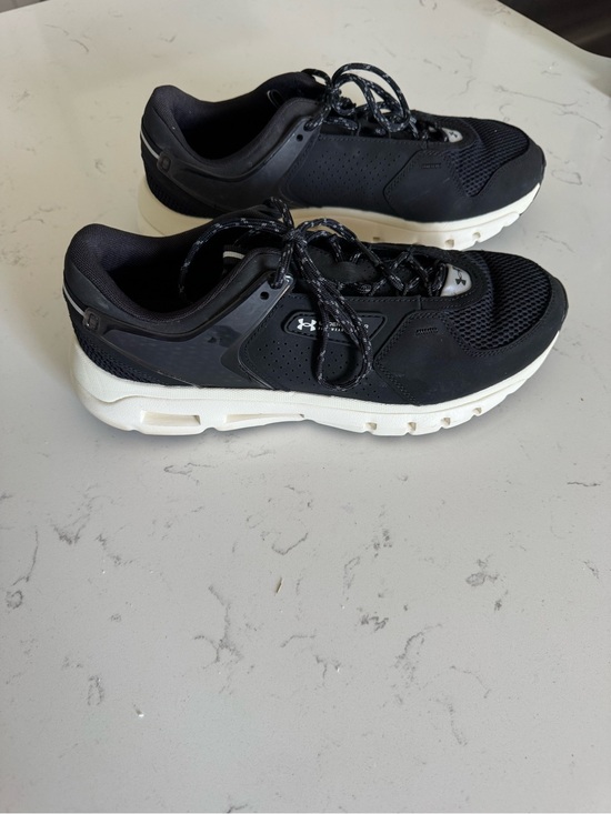 Under Armour Summit Trek Men Under Armour Summit Trek Men’s Black/White Size 12 3028345-003